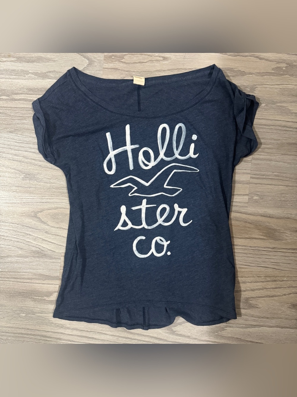 Vintage Hollister Y2K Graphic Tee Size L Navy Ruffle Hem